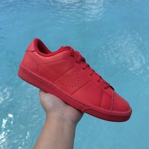 KID'S Nike Tennis Classic Premium (GS) University  Red 834123 600 Size 6Y